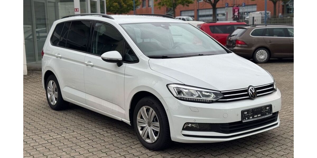 VW Touran 246.300 km 15.222 &euro; Göttingen 37077