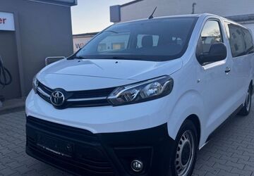 Toyota Proace (Verso) 231.000 km 12.899 &euro; Nörten Hardenberg 37176