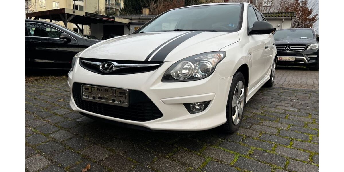 Hyundai i30 208.000 km 3.300 &euro; Göttingen 37081
