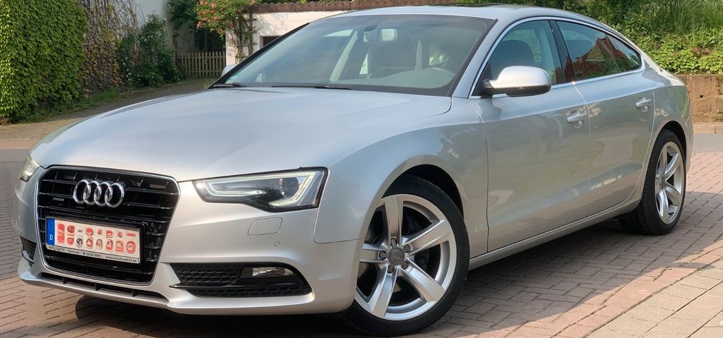 Audi A5 176.500 km 16.890 &euro; Beienrode bei Göttingen 37130