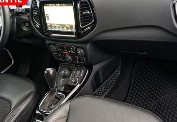 Jeep Compass 69.975 km 21.490 &euro; Göttingen 37081