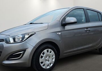 Hyundai i20 92.790 km 7.485 &euro; Göttingen 37077