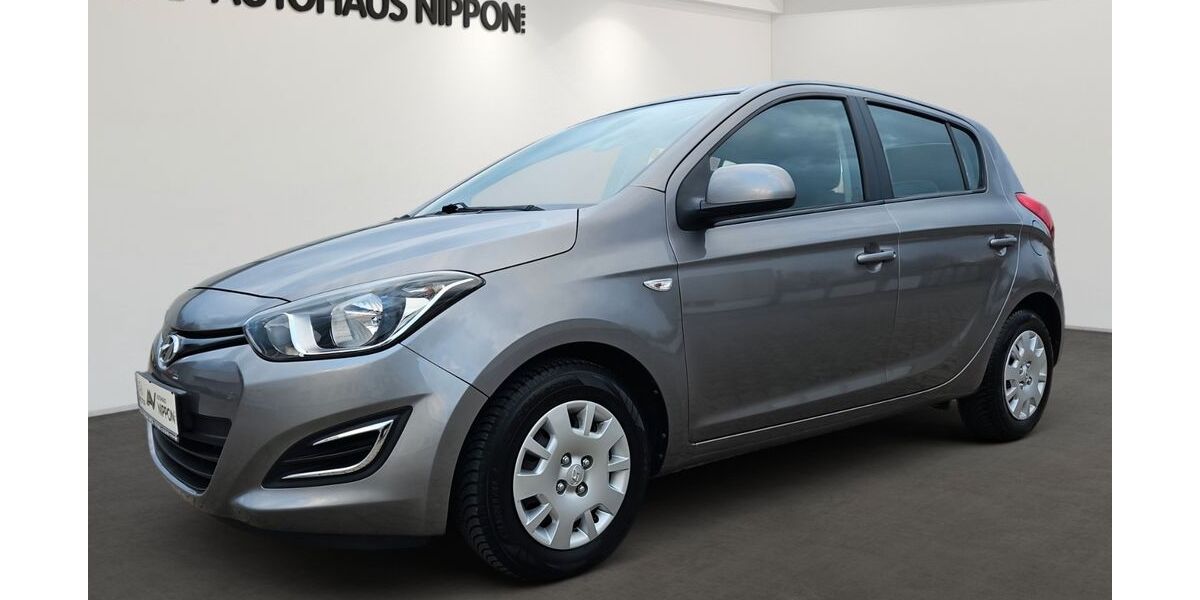 Hyundai i20 92.790 km 7.485 &euro; Göttingen 37077