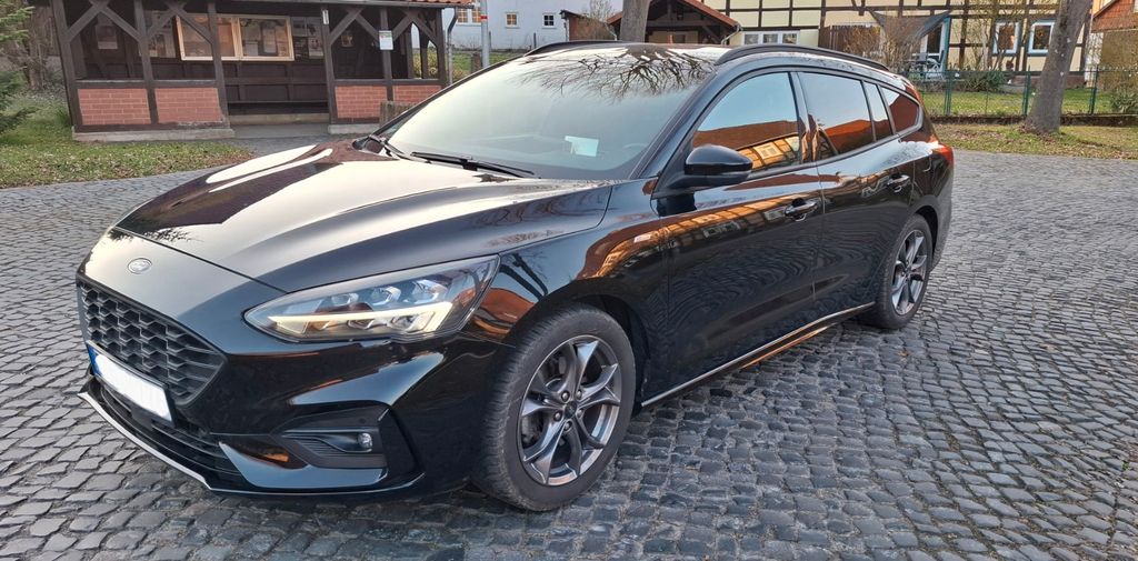 Ford Focus 110.500 km 12.777 &euro; Moringen 37186