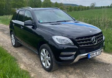Mercedes-Benz ML 350 276.000 km 15.000 &euro; Nörten-hardenberg 37176