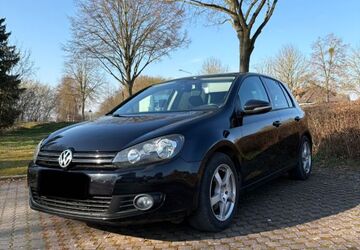 VW Golf 151.000 km 5.700 &euro; Gieboldehausen 37434
