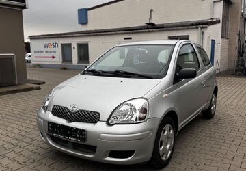 Toyota Yaris 118.000 km 3.599 &euro; Nörten Hardenberg 37176