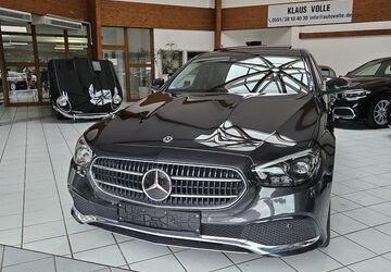Mercedes-Benz E 300 99.874 km 28.950 &euro; Göttingen 37079