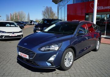 Ford Focus 74.266 km 19.990 &euro; Göttingen 37081