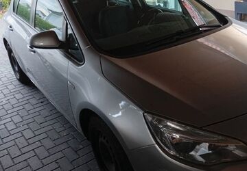 Opel Astra 189.000 km 2.900 &euro; Göttingen 37077