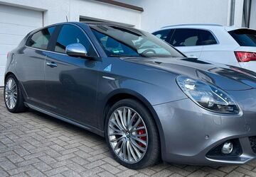 Alfa Romeo Giulietta 139.788 km 12.799 &euro; NORTHEIM 37154