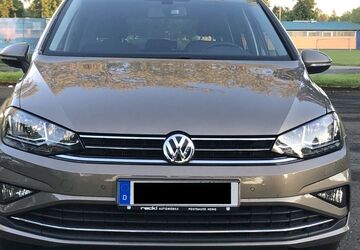 VW Golf Sportsvan 42.000 km 16.600 &euro; Göttingen 37081