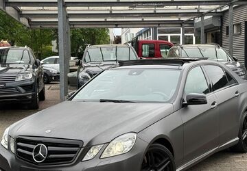 Mercedes-Benz E 500 217.850 km 21.950 &euro; Göttingen 37081