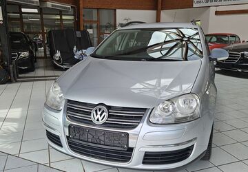 VW Golf 323.900 km 1.795 &euro; Göttingen 37079