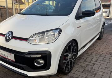 VW up! 136.000 km 10.990 &euro; Uder 37318
