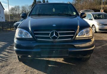 Mercedes-Benz ML 320 299.989 km 2.200 &euro; Göttingen 37081