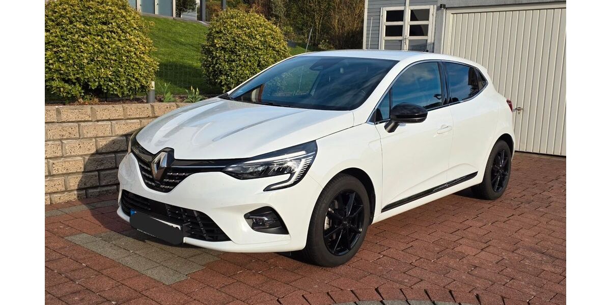 Renault Clio 17.500 km 15.900 &euro; Uslar 37170