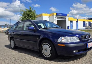 Volvo V40 171.430 km 2.400 &euro; Rosdorf 37124