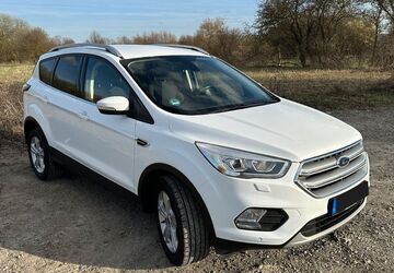 Ford Kuga 119.000 km 10.950 &euro; Rosdorf 37124