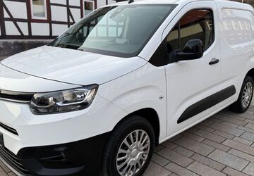 Toyota Proace (Verso) 218.421 km 7.490 &euro; Göttingen 37077